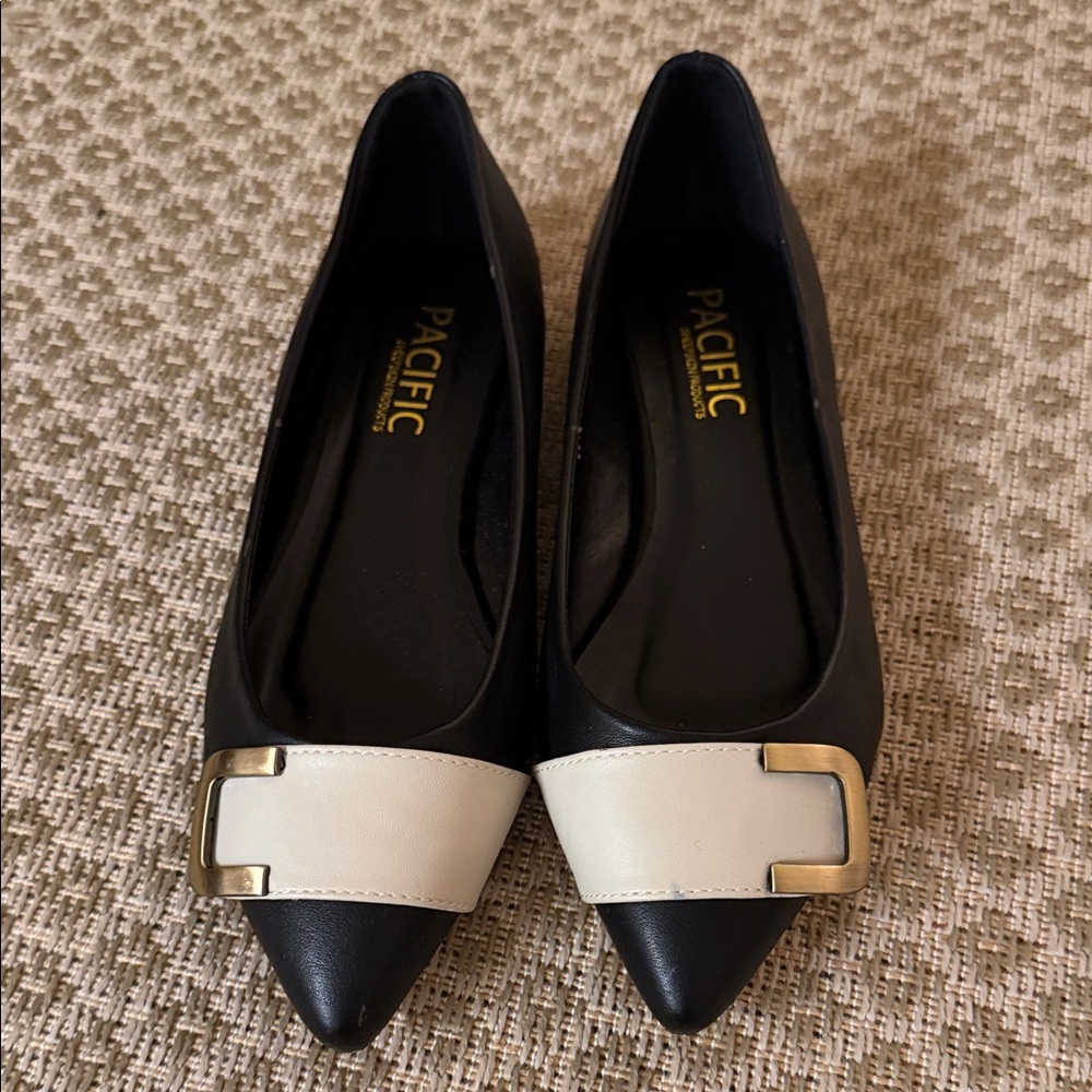 Pacific - Black and Cream Flats with Gold Accent